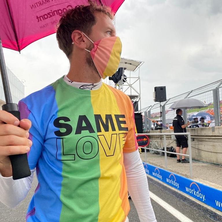 Kierowca Formuły 1 został ukarany za tęczową koszulkę. Kilku innych za antydyskryminacyjne hasła