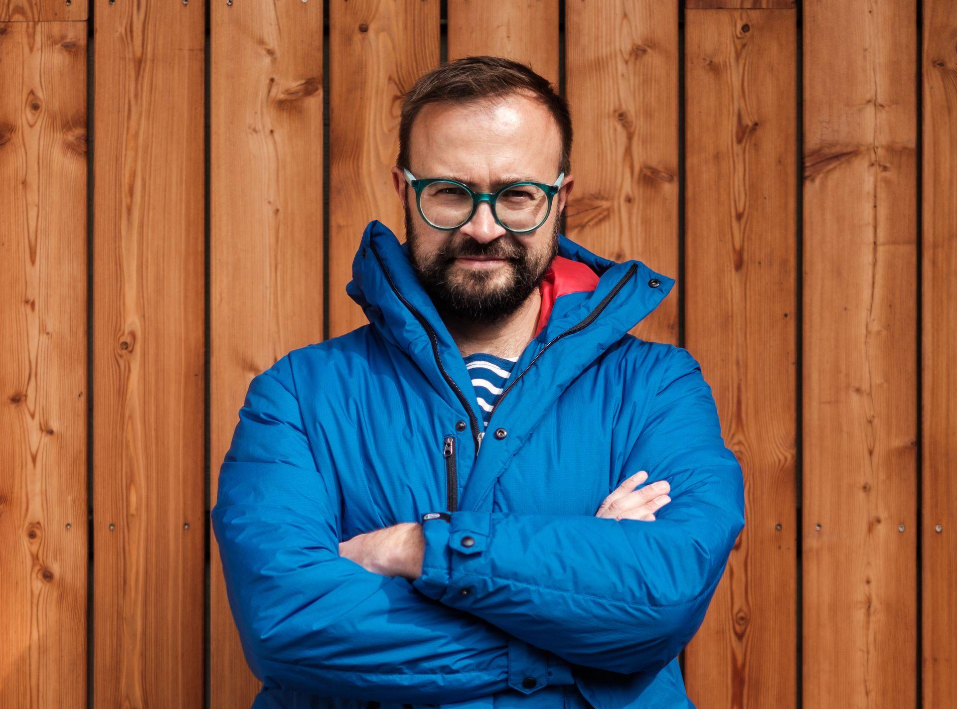 Co mówią budynki? Rozmawiamy ze znanym architektem i autorem „Witaj w świecie bez architektów”