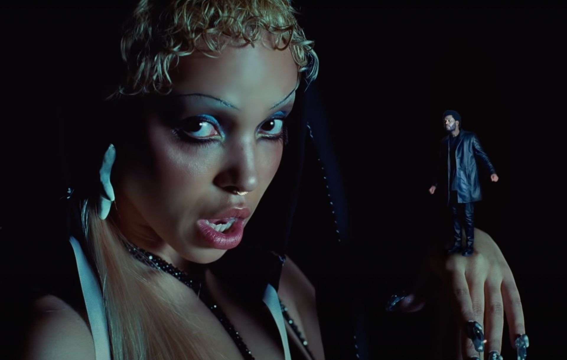 FKA Twigs i The Weeknd z wideo do utworu „Tears In The Club”. Jest zmysłowo, eterycznie i… bardziej popowo