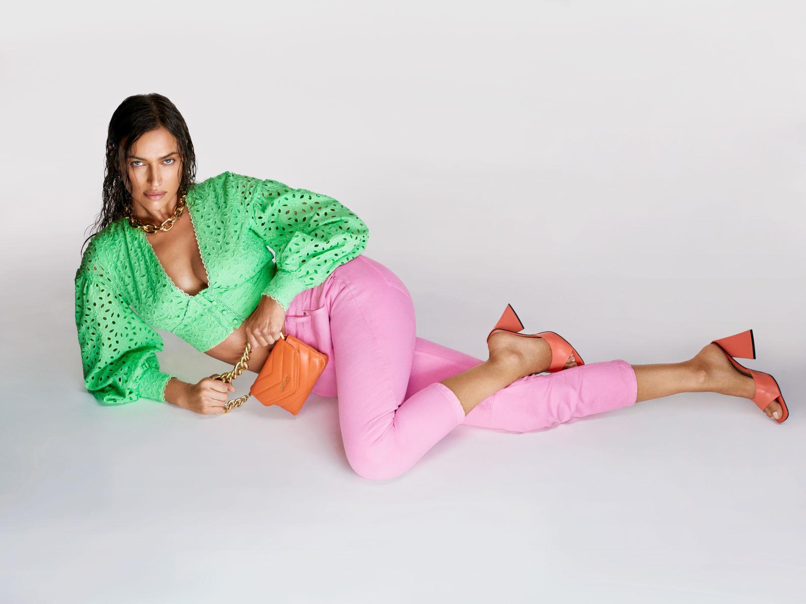 Powrót marki Rage Age z Iriną Shayk i Jonem Kortajareną