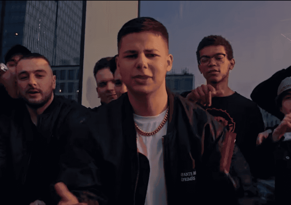 Syn Edyty Górniak wziął się za rapowanie i na swój sposób przypomina Matę