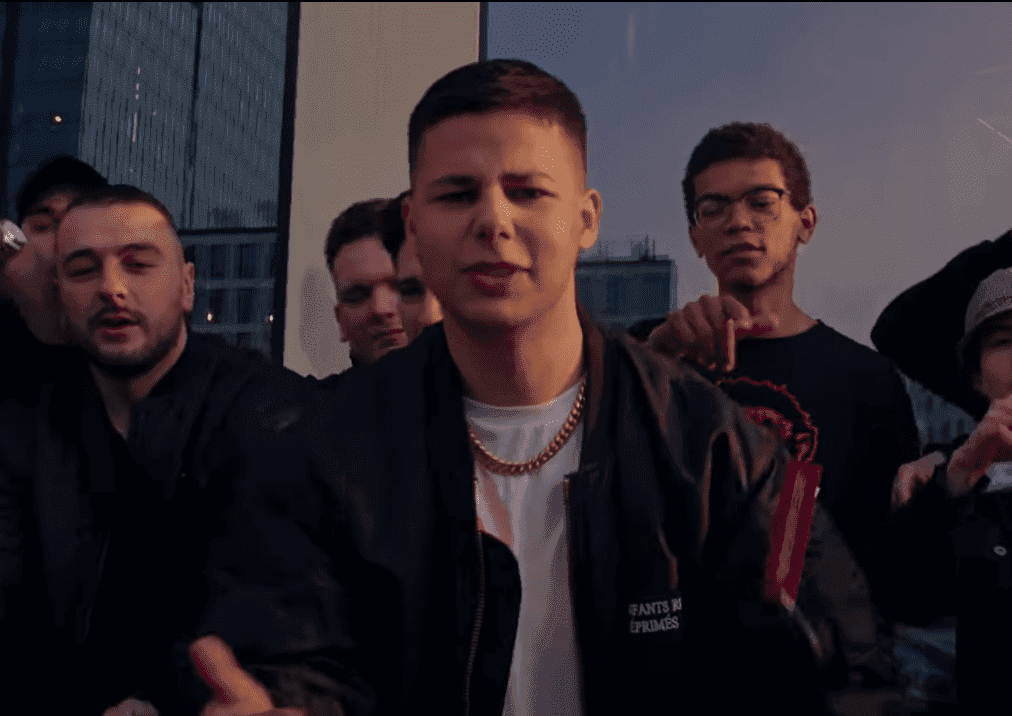 Syn Edyty Górniak wziął się za rapowanie i na swój sposób przypomina Matę