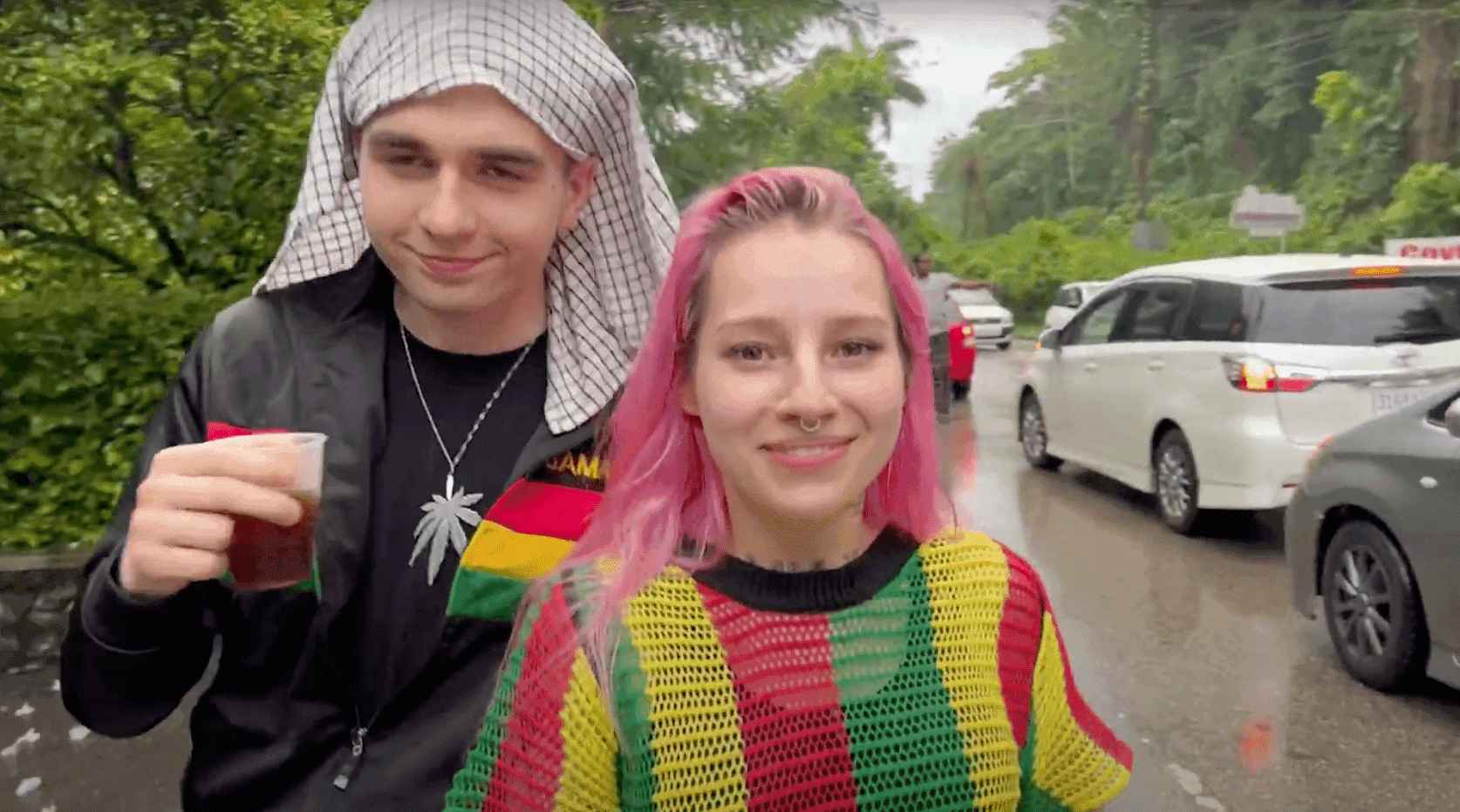 Skute Bobo i Young Leosia promują Fundację 420, która walczy o depenalizację marihuany