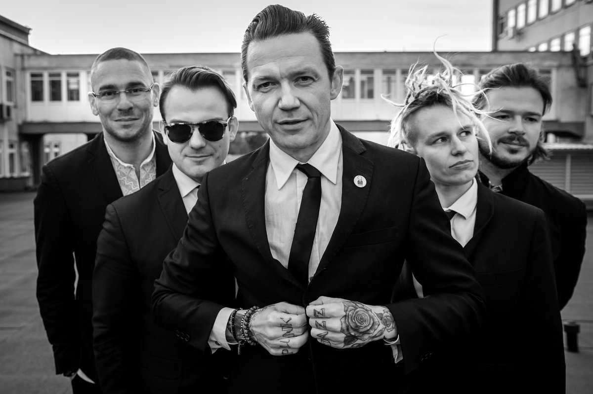 Wojtek Mazolewski Quintet - wirtuozerski skład wraca z nowym materiałem