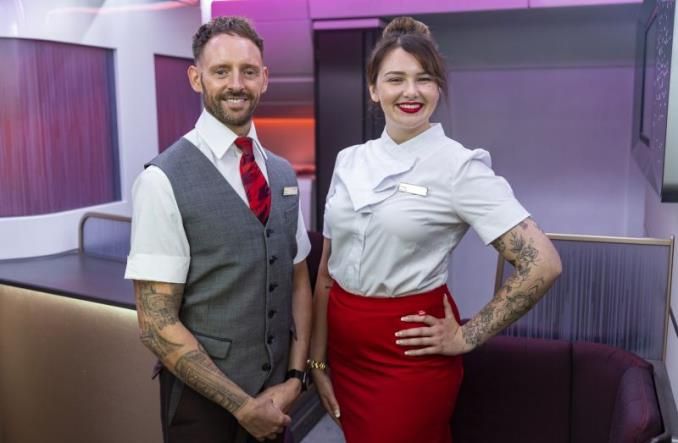 Virgin Atlantic pierwszą linią lotniczą, która pozwala stewardesom pokazywać tatuaże