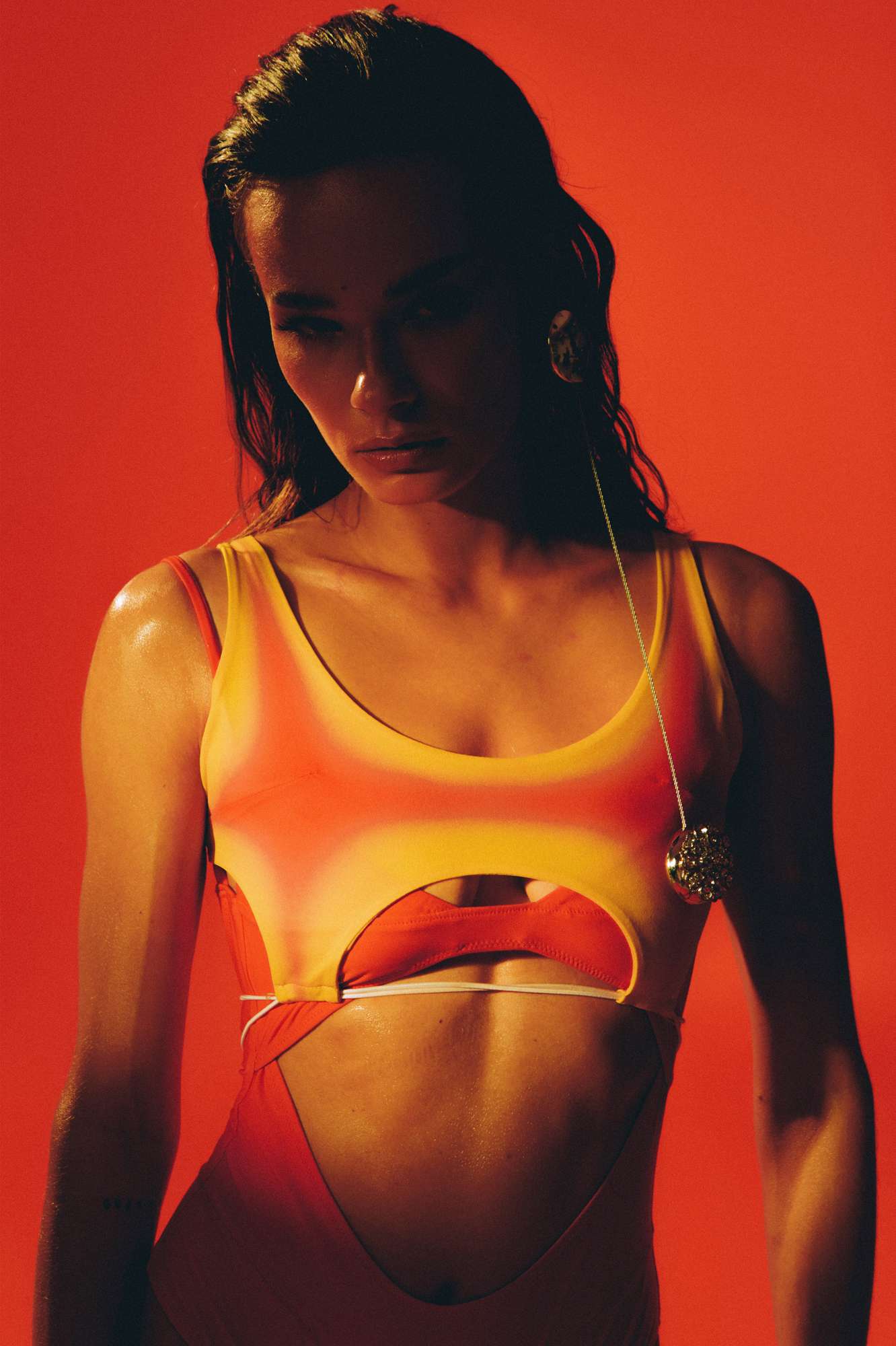 Natalia Szroeder, jakiej nie znacie, gwiazdą numeru K MAG 109 La Piscine