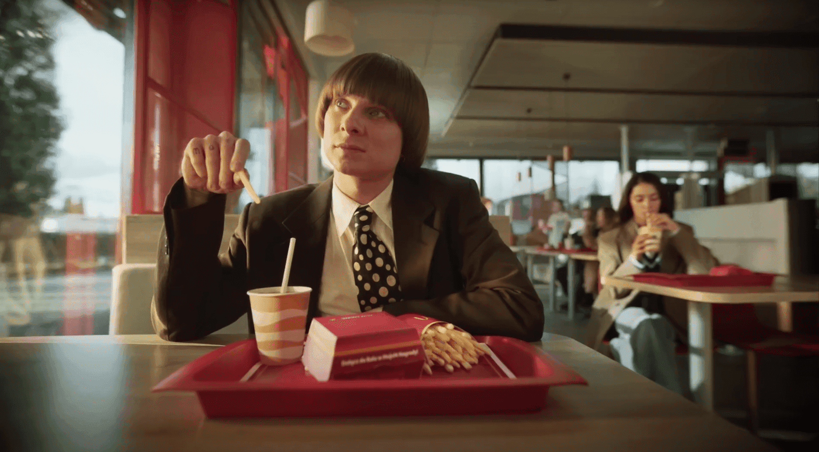 Ralph Kaminski łączy siły z McDonald's i zaprasza na „Bal w Maku”. Fani podzieleni