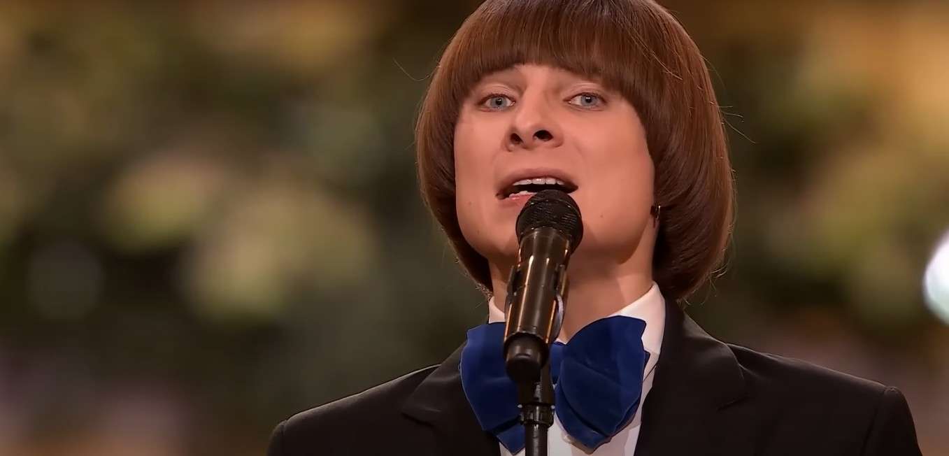 Ralph Kaminski oskarżony o… sprofanowanie kolędy. To wykonanie podzieliło internautów