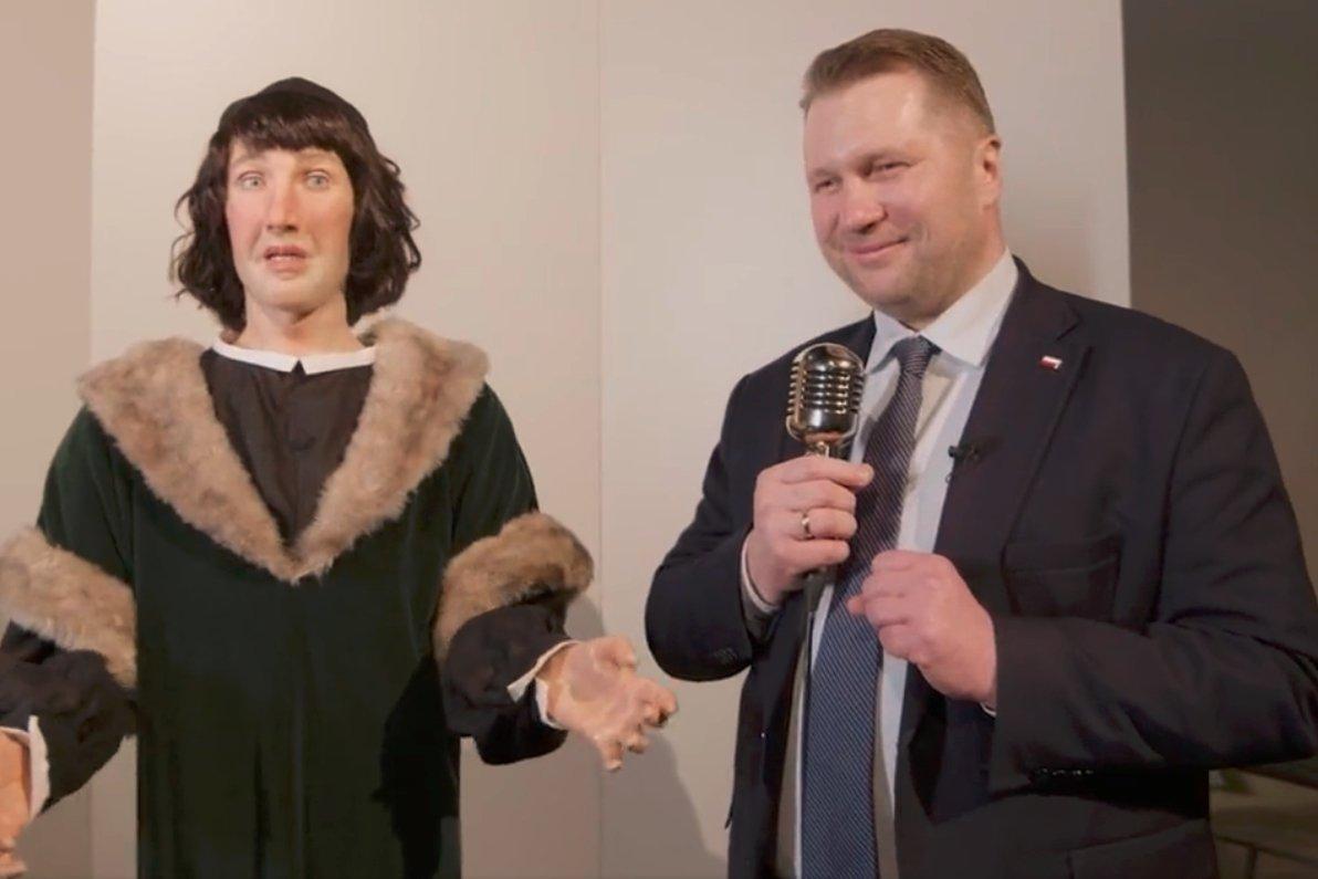 Minister Czarnek rozmawiał z Kopernikiem. Cringe jakich mało