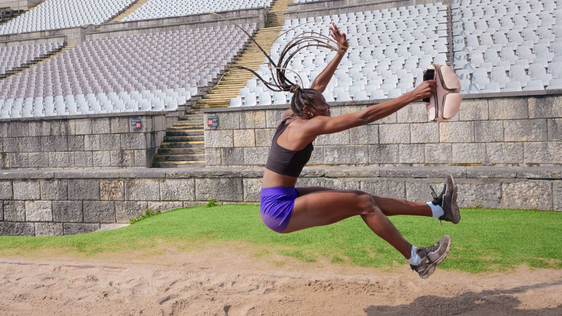 Przywołujemy lato z kultową hiszpańską marką Bimba y Lola. To najbardziej pojechana kampania, jaką zobaczycie w tym sezonie!