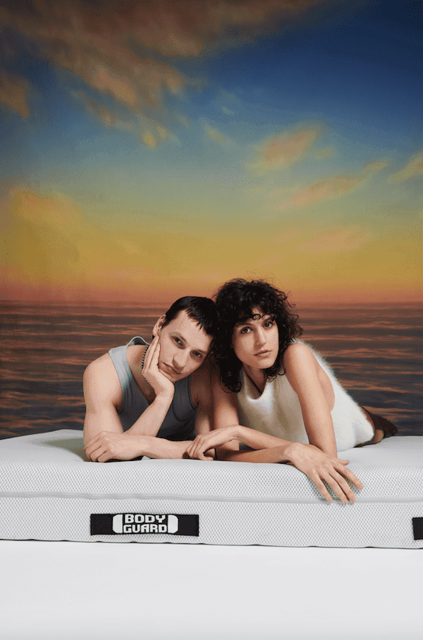 Szef bett1 Adam Szpyt chce zmieniać świat — materac po materacu