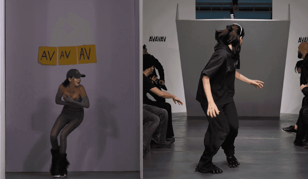 „Nieprzygotowany” pokaz mody AVAVAV stał się viralem. Poznajcie artystkę, która wywraca świat mody do góry nogami