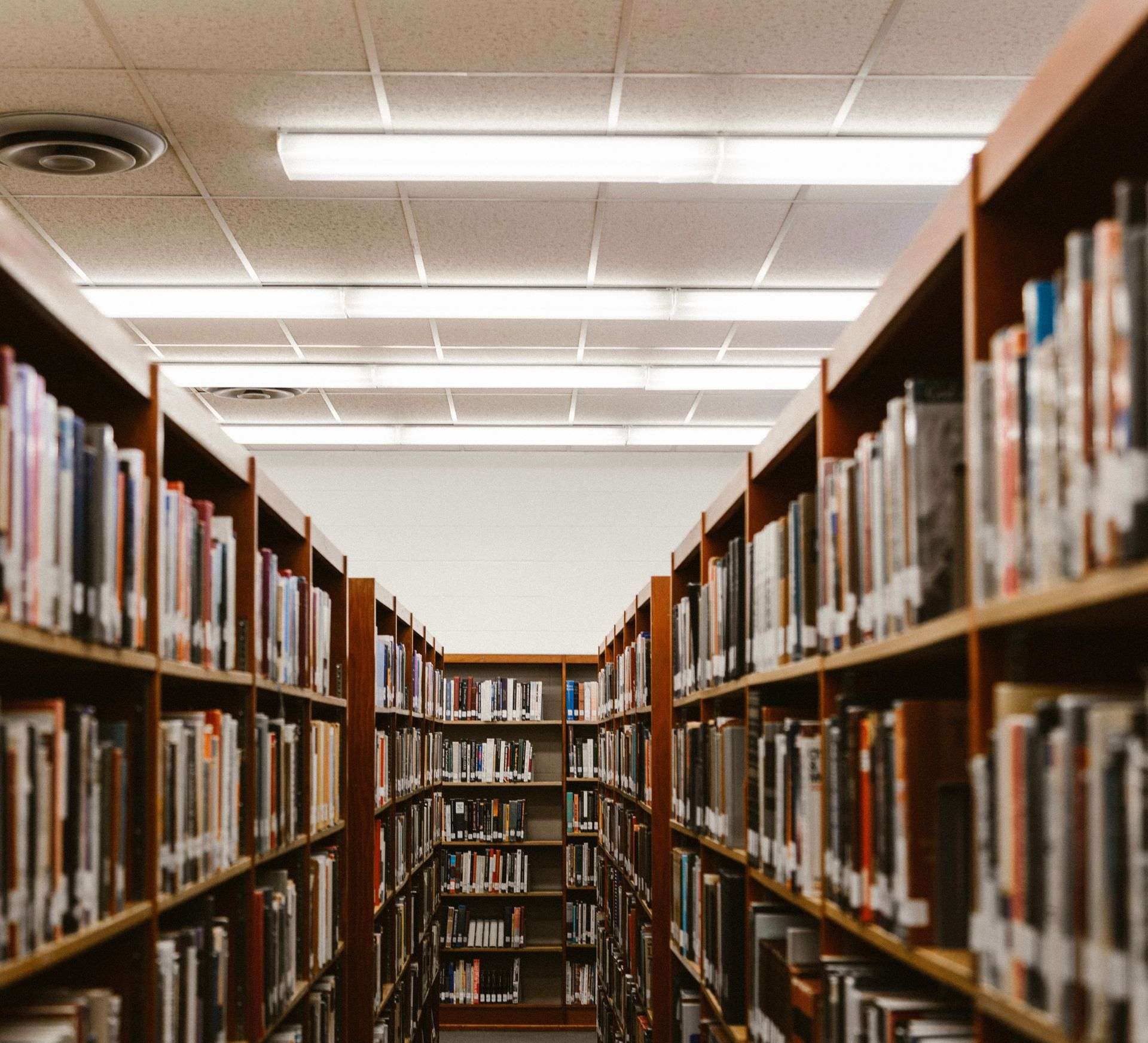 Masowe spanie w BUWie – sprzeciw wobec trudnej sytuacji mieszkaniowej