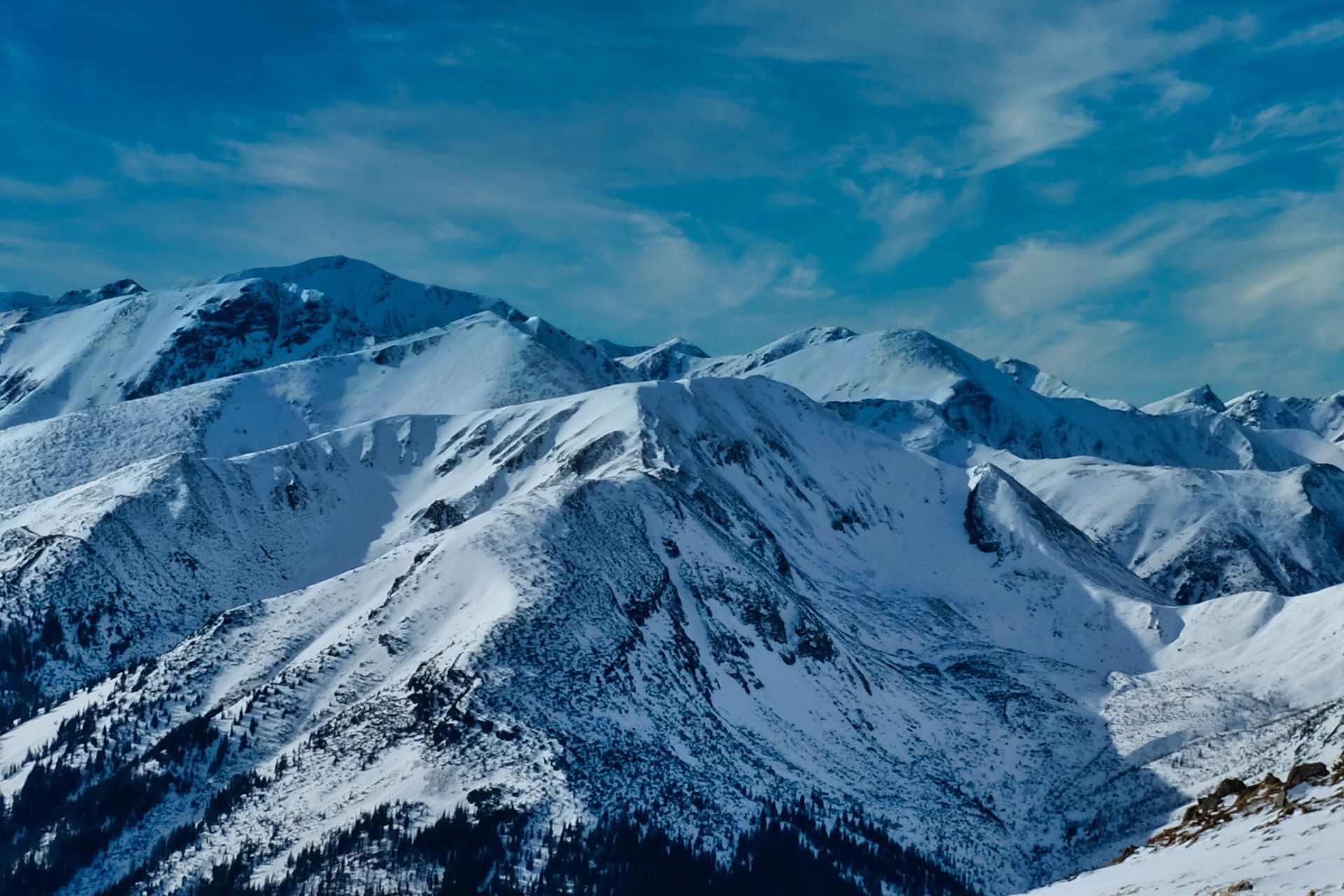 Nowy rozkład PKP intercity – idealne połączenia na sezon zimowy