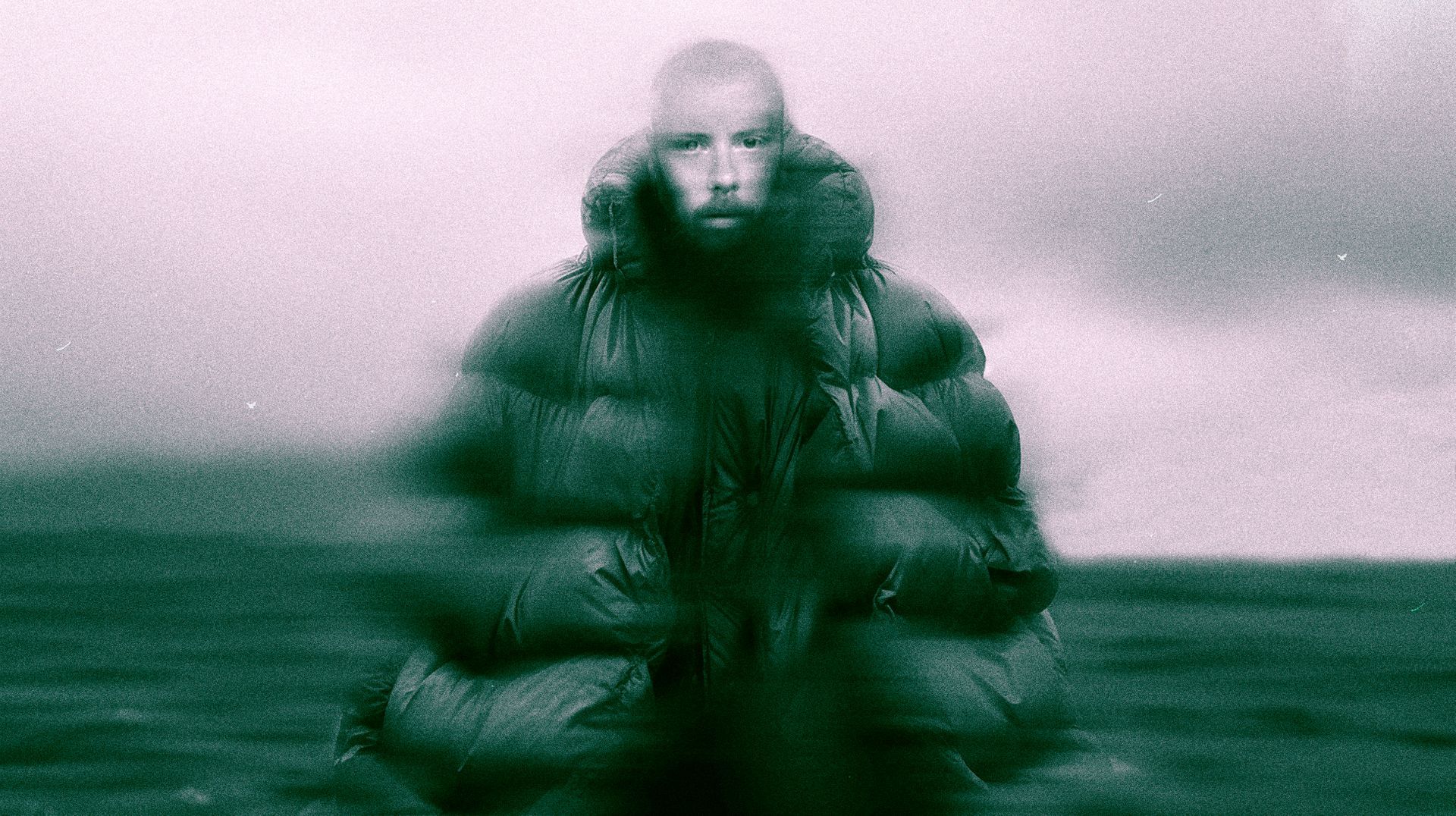 Remiksował Björk i Neneh Cherry, współpracował z Del Naja z Massive Attack. Forest Swords wystąpi w Polsce