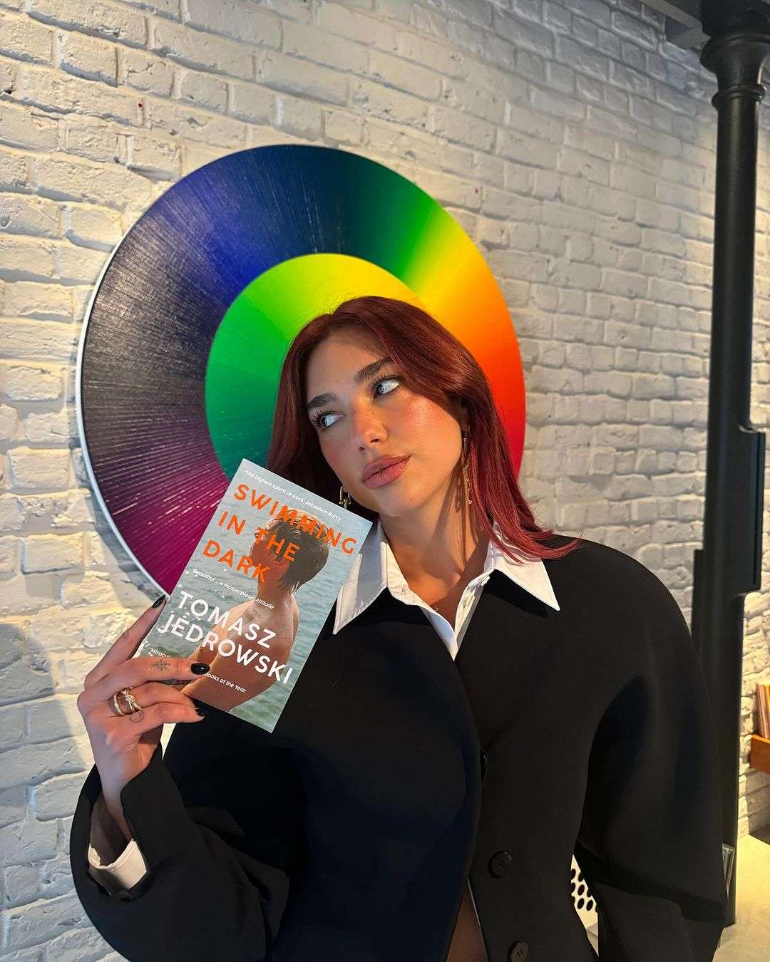 Dua Lipa zachwycona polską książką. „To piękna historia”