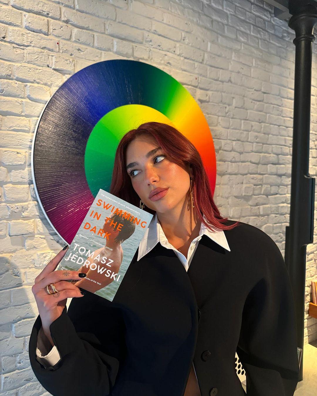 Dua Lipa zachwycona polską książką. „To piękna historia”