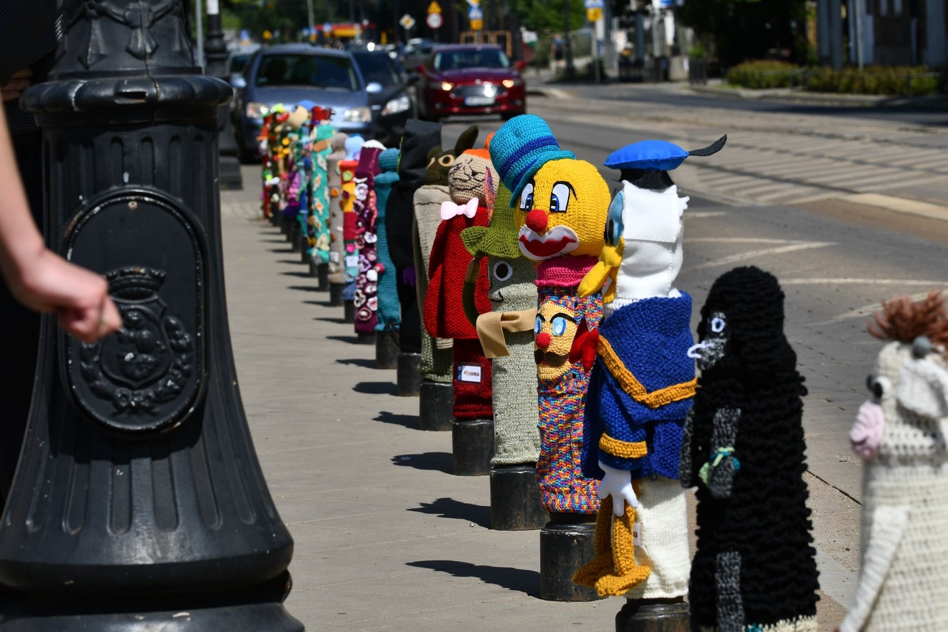 Moc włóczki na Szmulkach – niezwykła wystawa w Warszawie