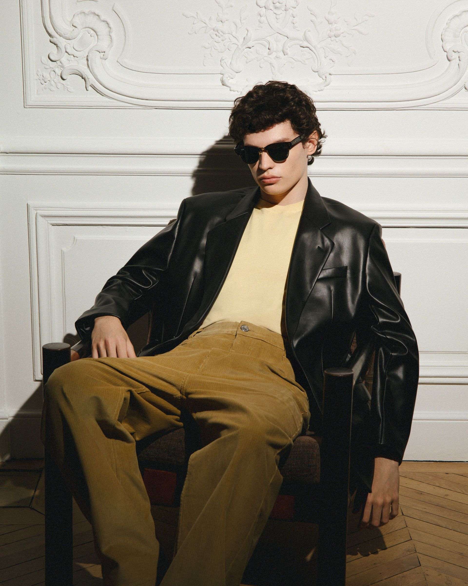 Wiosna w Paryżu: MODIVO interpretuje najważniejsze trendy na sezon SS25