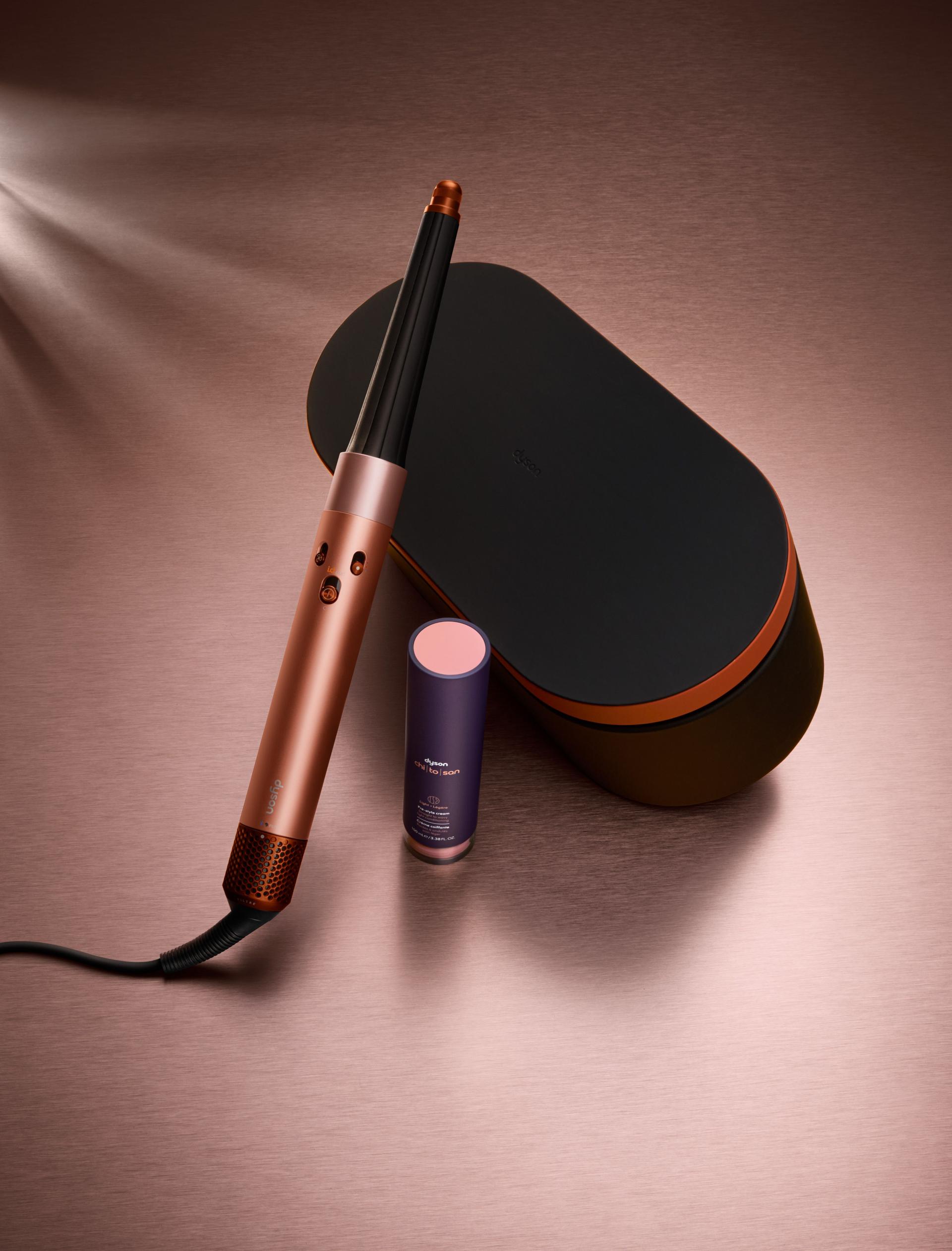 2. Multistyler Dyson Airwrap™ i.d.