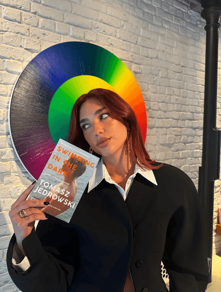 Polski pisarz gościem Dua Lipy. Tomasz Jędrowski na festiwalu w Londynie