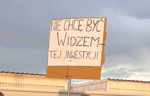 „Dla nas prysznica nie będzie, woda będzie dla serwerów”.
W Piasecznie powstaje data center