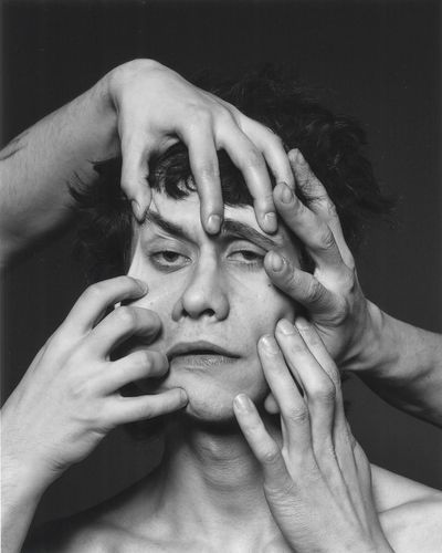 „Pier*olone przyjemności, mam już dość ich” – rozmawiamy z Kacprem Kiniorskim