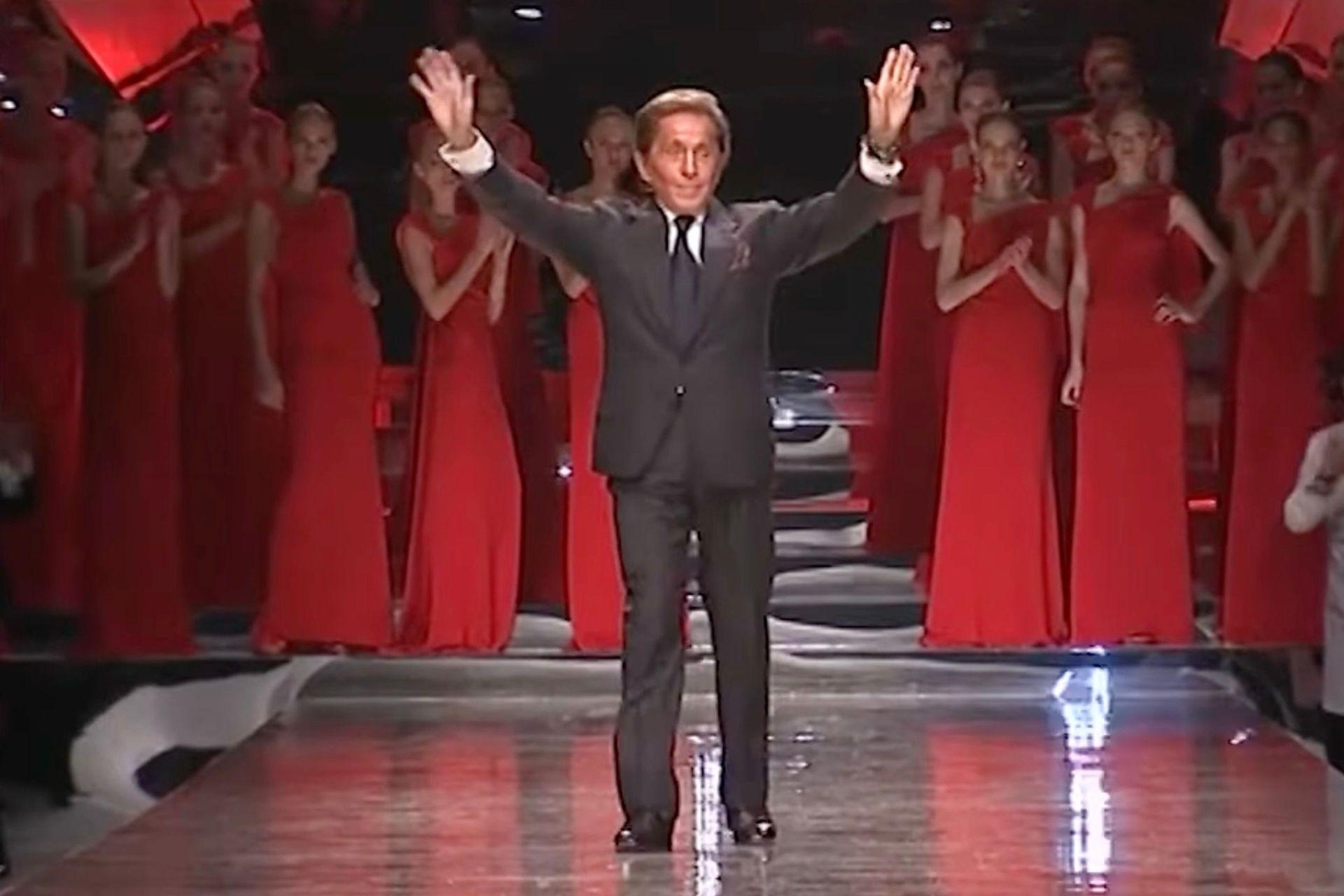 Od czerwonej sukni po Oscary – legenda Valentino w pięciu momentach