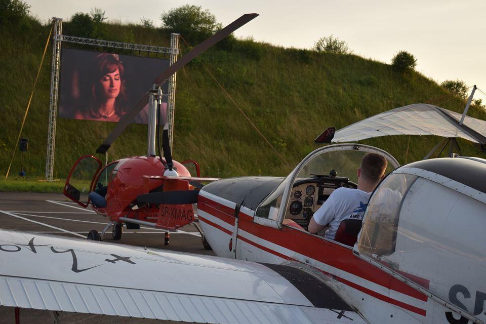 Kino samolotowe w polskim mieście. W sobotę odbył się pierwszy seans