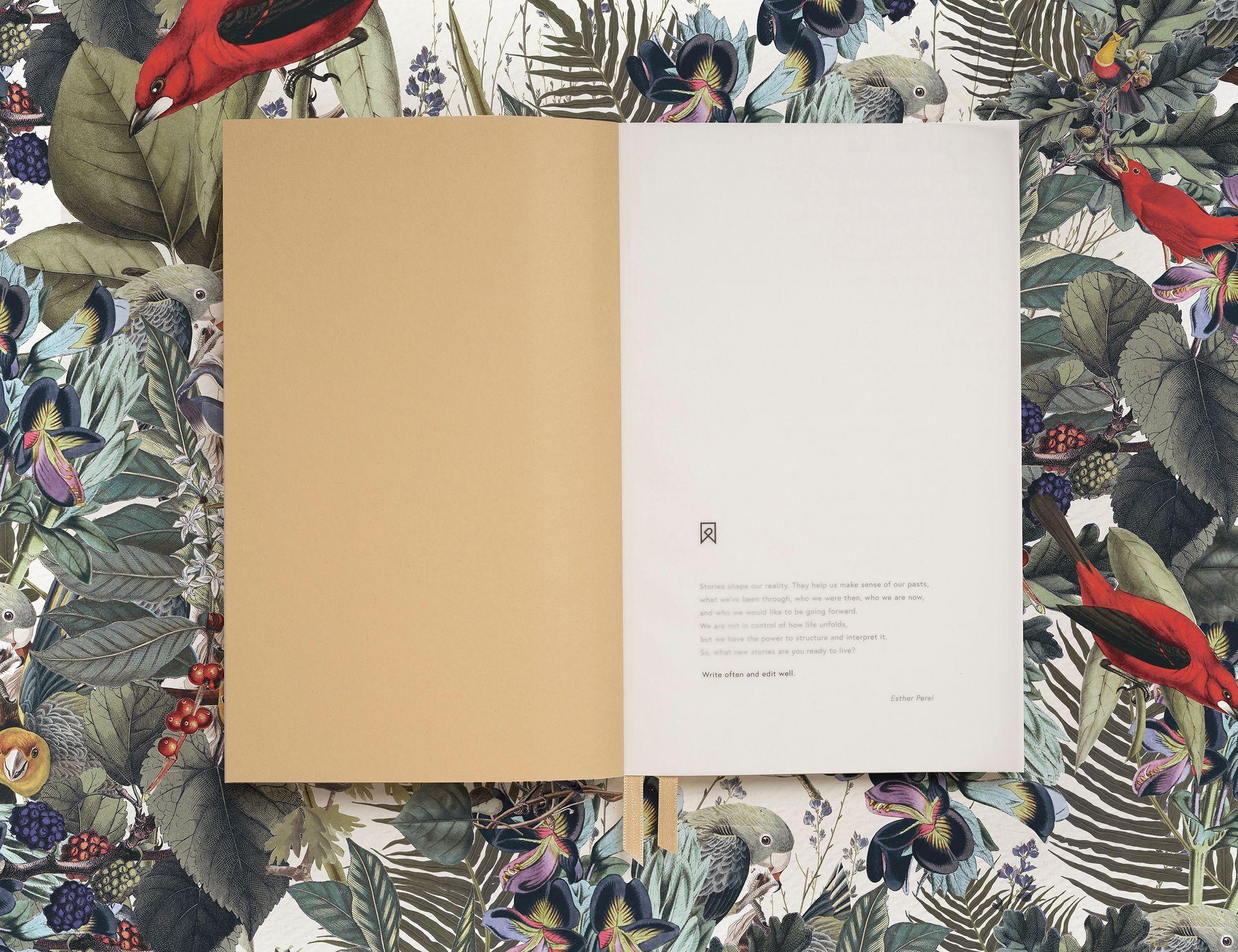 Kalendarze i notesy zostały ozdobione wzorem znakomitej polskiej artystki Olki Osadzińskiej