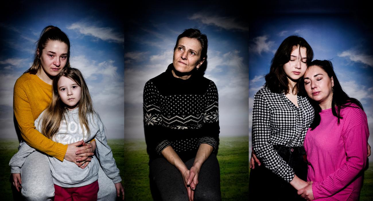 Matki i siostry. Polski fotograf sportretował ukraińskie kobiety w domach, w których się zatrzymały