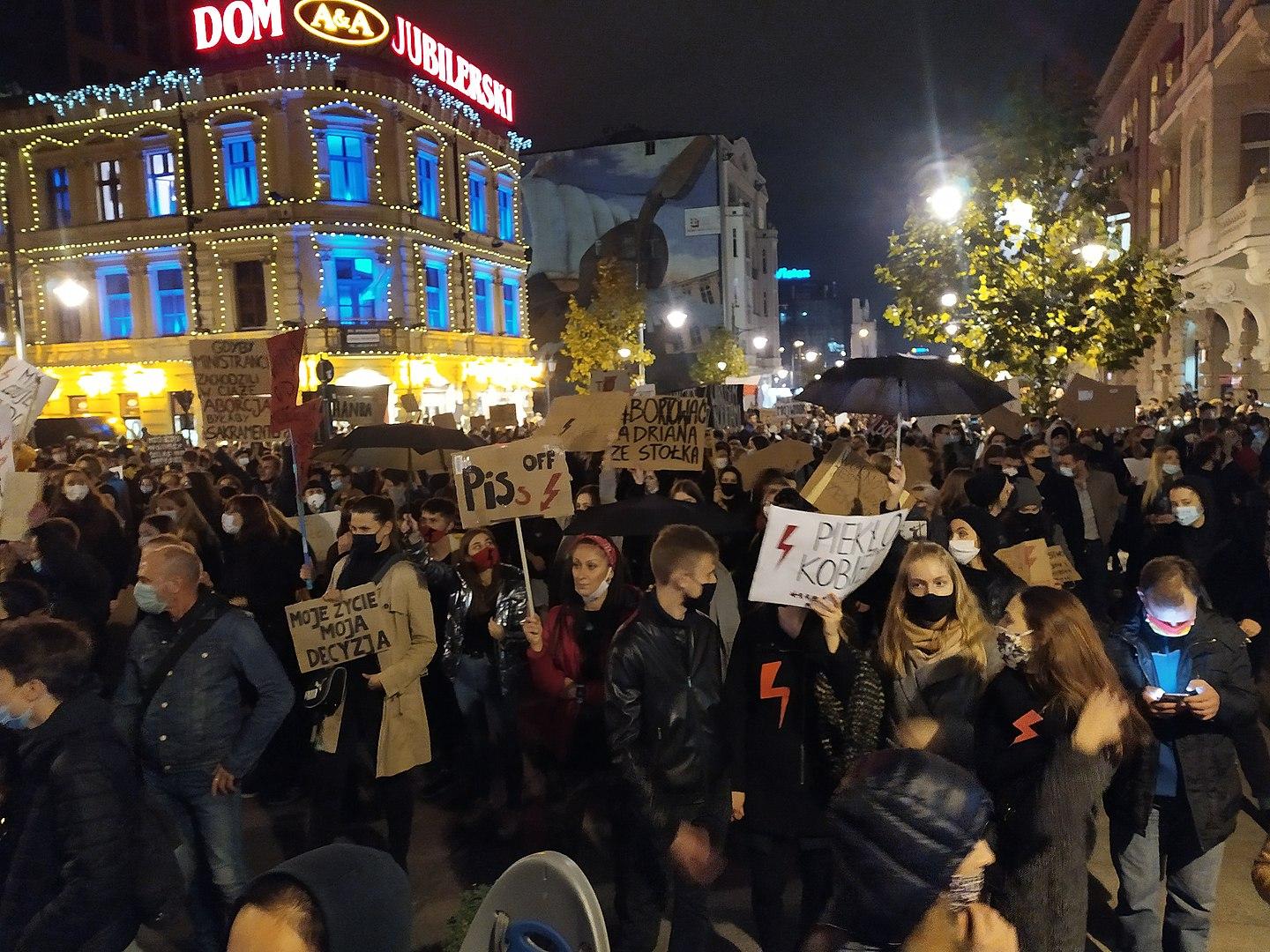 Polska znalazła się wśród pięciu najmniej demokratycznych krajów Unii Europejskiej...