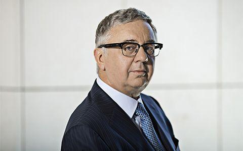 „Mniej zarabiającym trzeba wytłumaczyć, żeby nie żarli tyle mięsa" – radzi polski milioner.