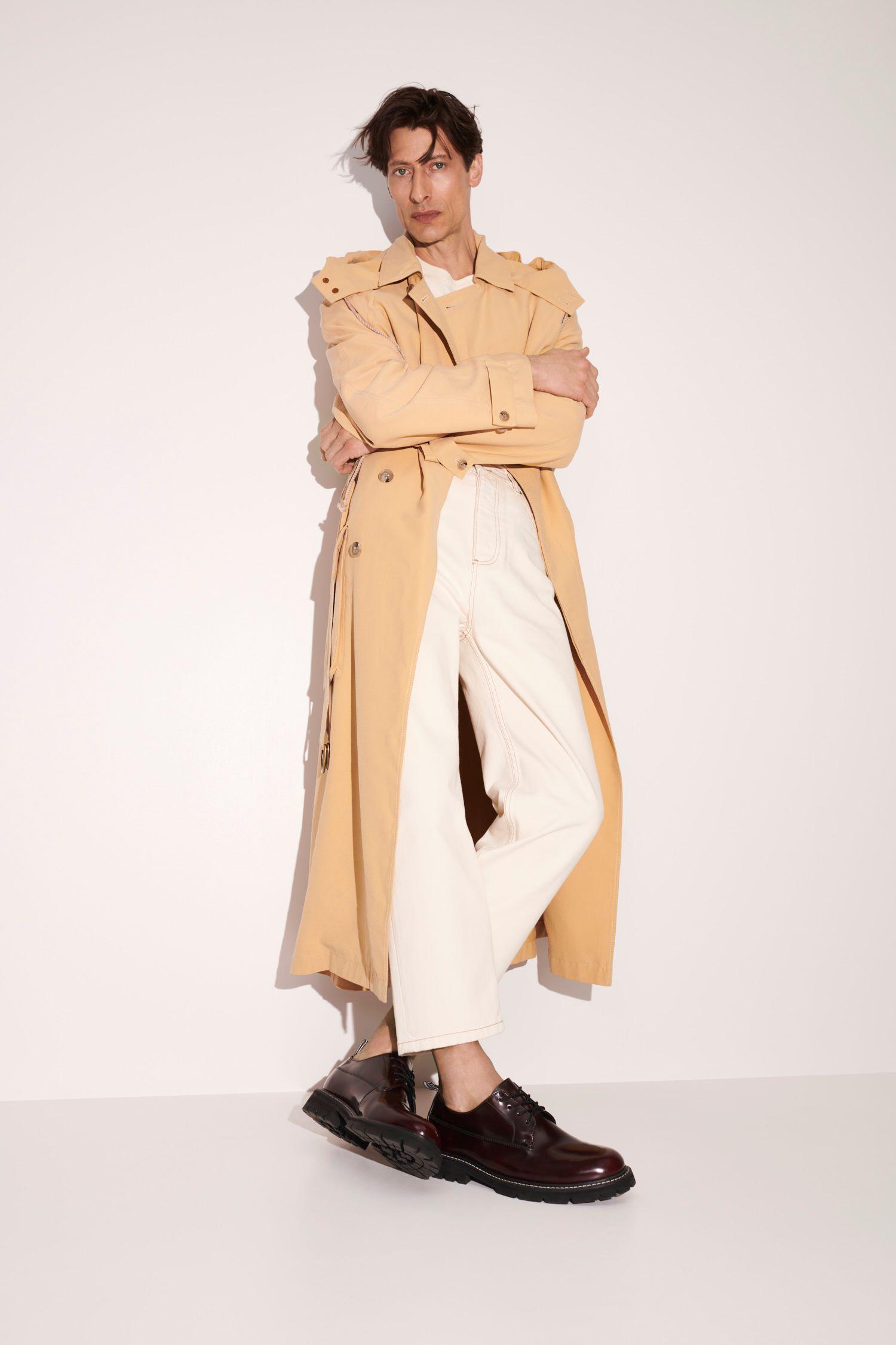 Niezobowiązująca elegancja w połączeniu z klimatem retro? Czy nowoczesny streetwear? Sprawdź męskie trendy dostępne w CCC