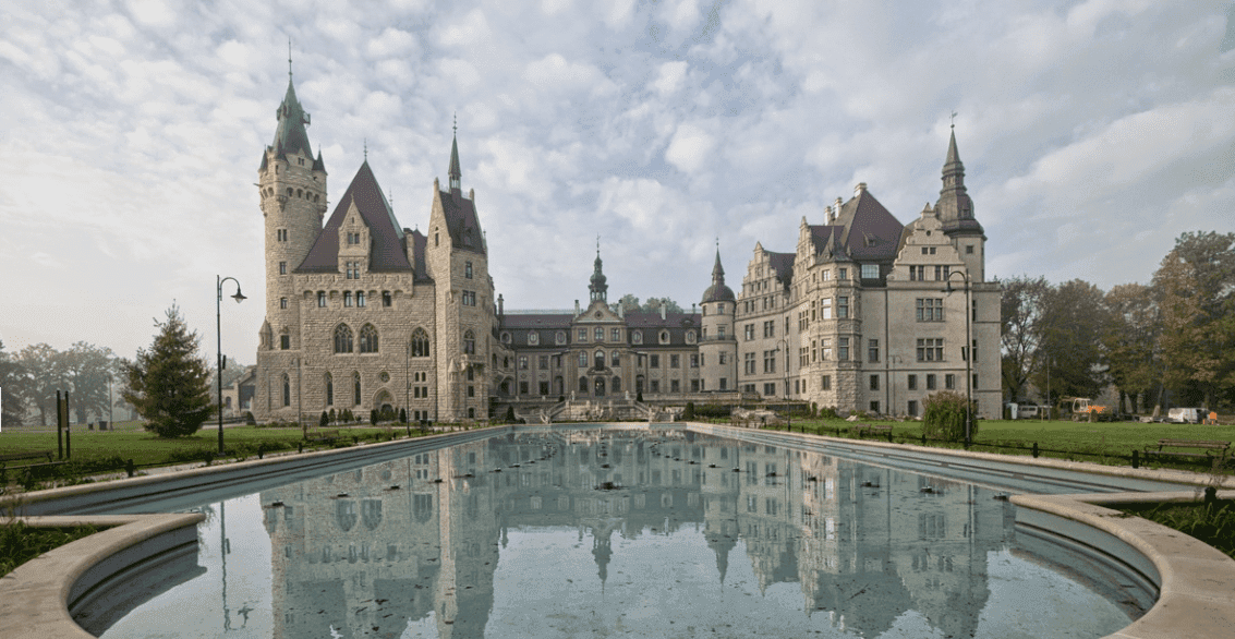 13 najbardziej magicznych zamków i pałaców w Polsce