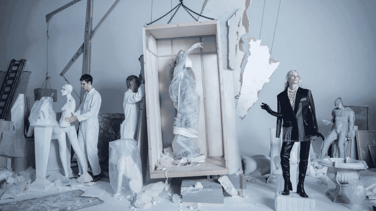 Skrytykowana przez internautów Zara, usuwa kontrowersyjną kampanię ze strony internetowej