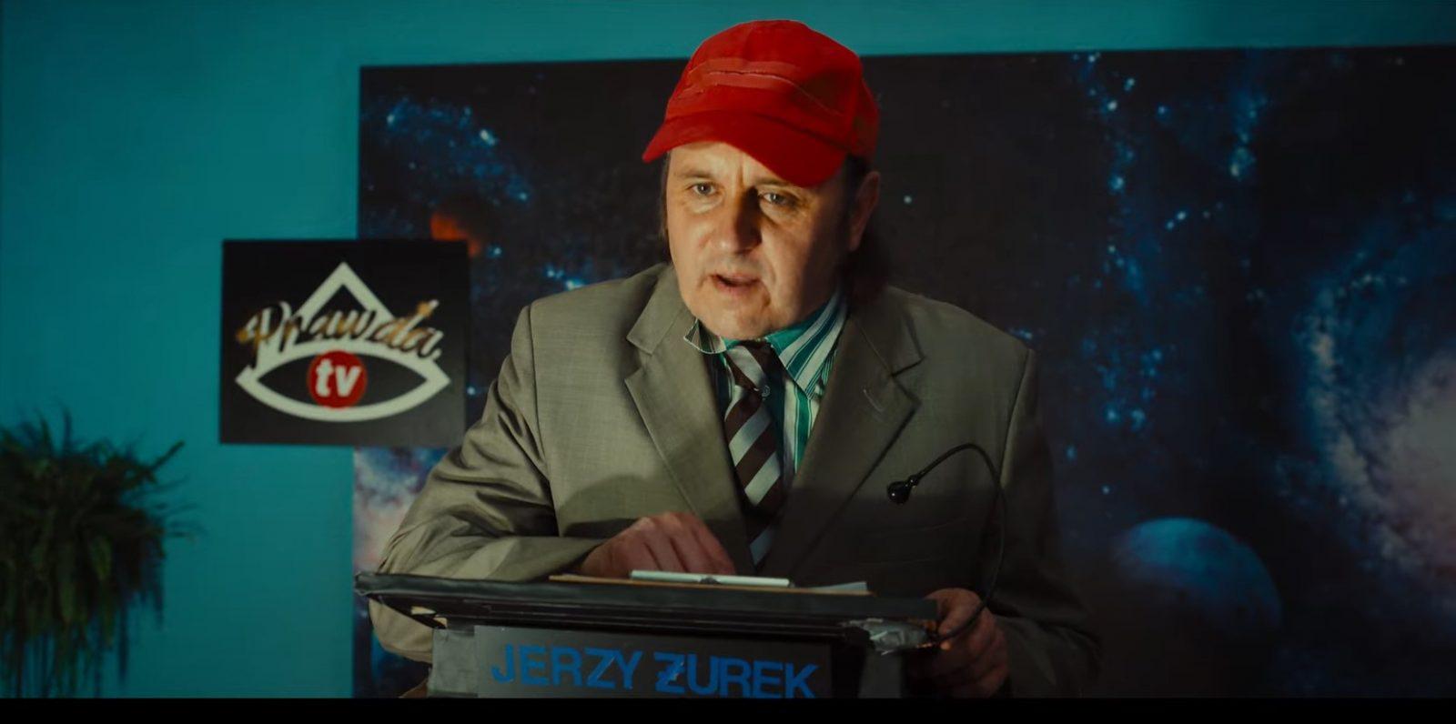 Adam Woronowicz jako Wujek Foliarz w spin-offie filmu „Fanatyk"