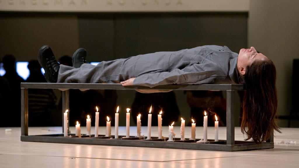9 orgazmów w trakcie aktu performatywnego. Abramović wspomina wydarzenie sprzed lat