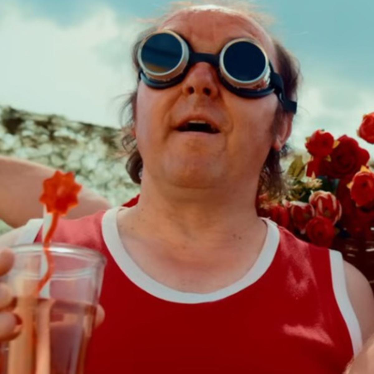 Polski film o teoriach spiskowych podbija Netflixa. To adaptacja pasty internetowej